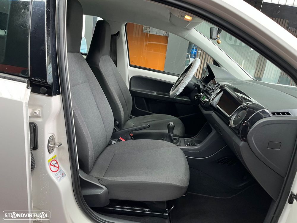 VW Up! 1.0 Take - 9