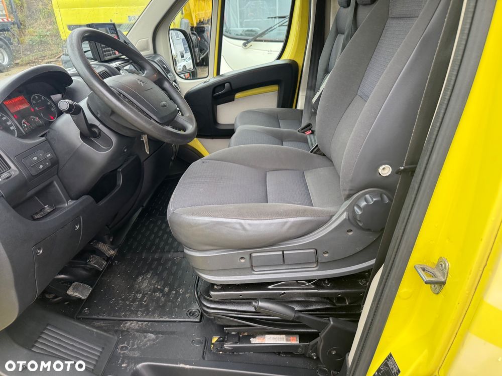 Citroën JUMPER L3H2 Maxi 2012 r. Oswietlenie Roboty drogowe Mobilny Serwis I właściciel WEBASTO - 18
