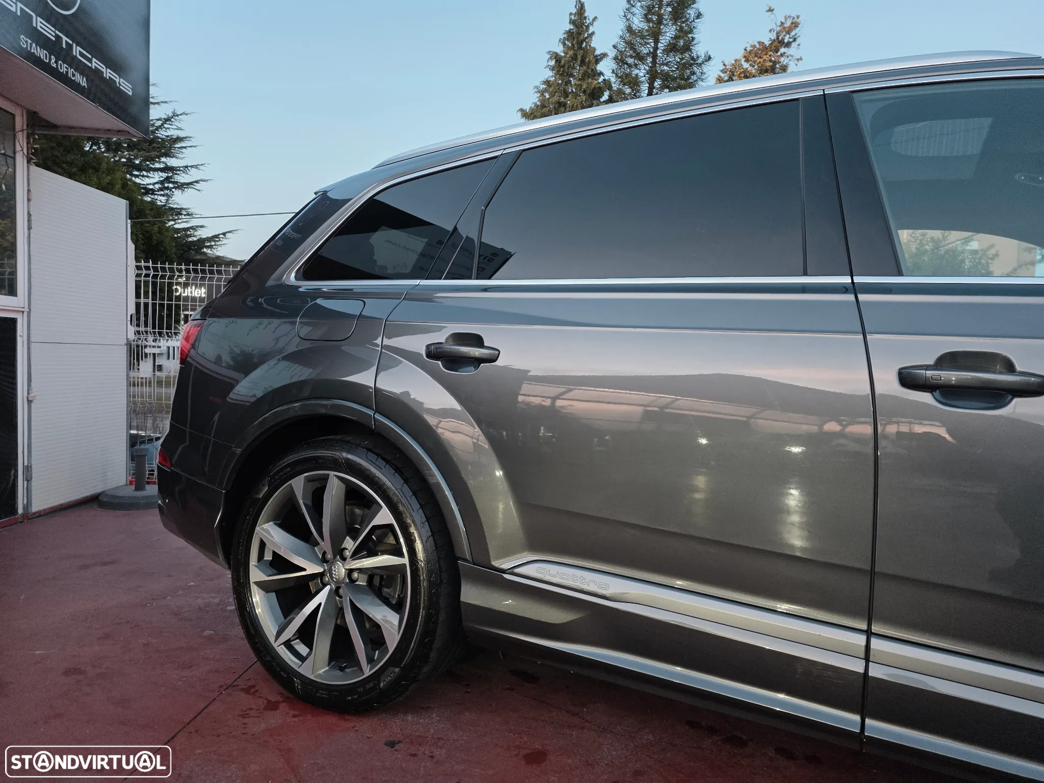 Audi Q7 3.0 TDI E-tron quattro S-line Tiptronic - 7