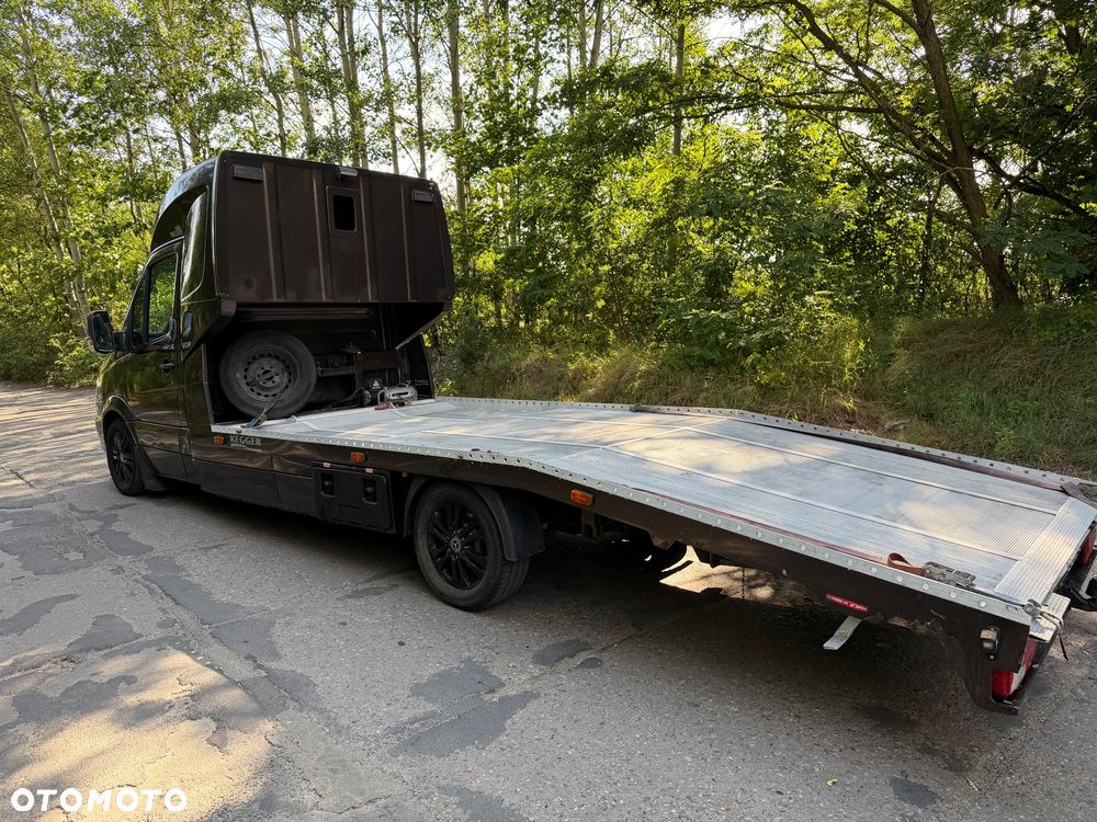 Mercedes-Benz Sprinter - 7