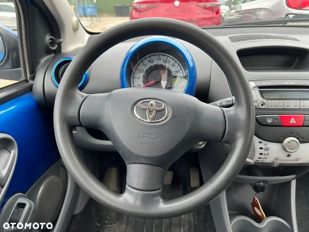 Toyota Aygo - 11
