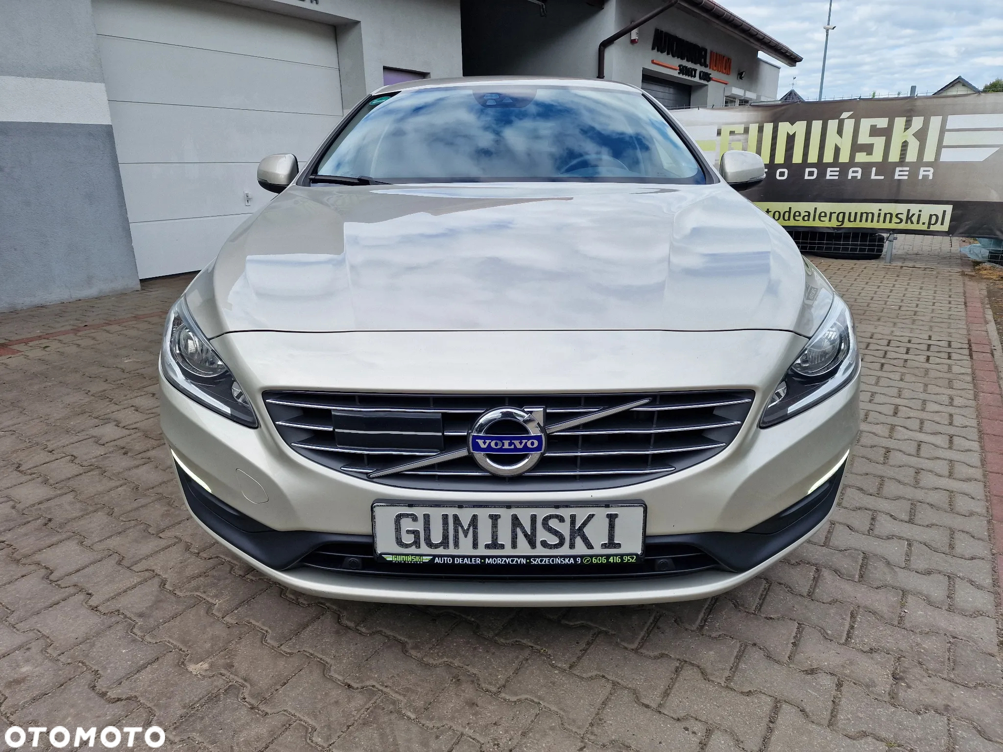 Volvo V60 D2 Geartronic Momentum - 12