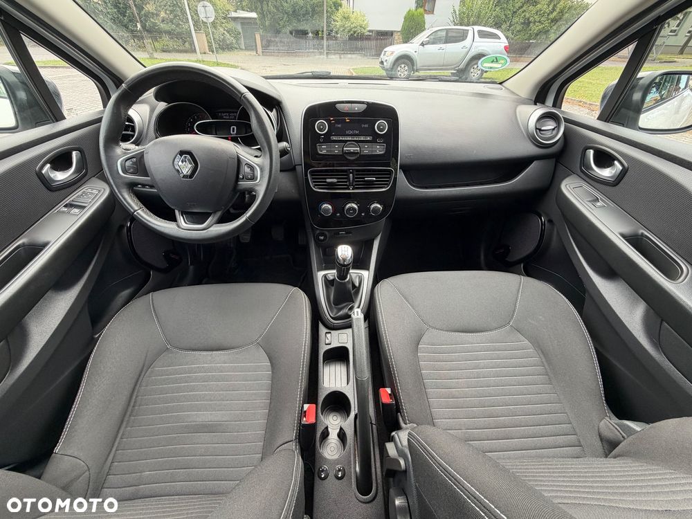 Renault Clio 1.2 16V 75 LIMITED - 17