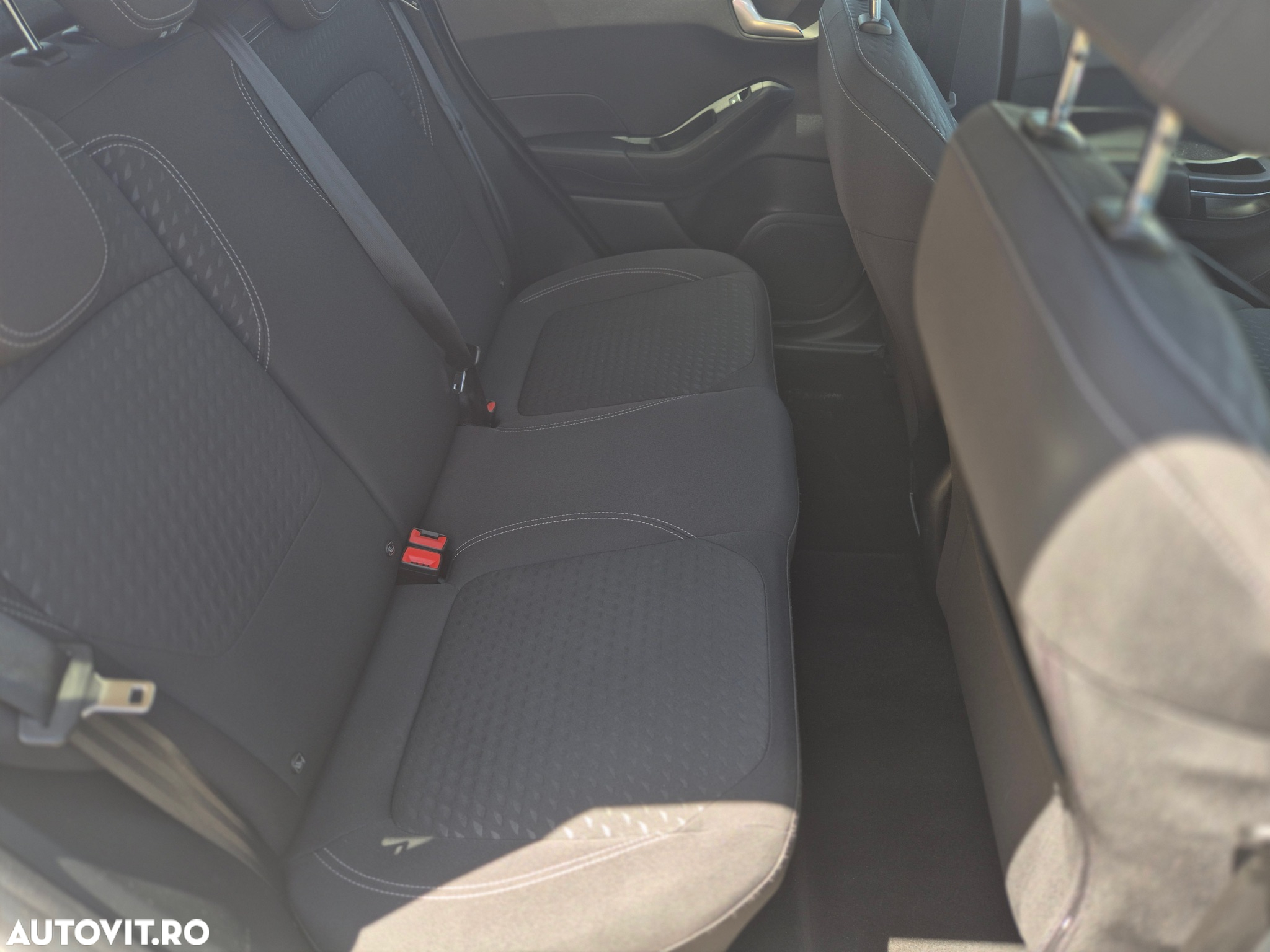 Ford Fiesta 1.0 EcoBoost Titanium - 20