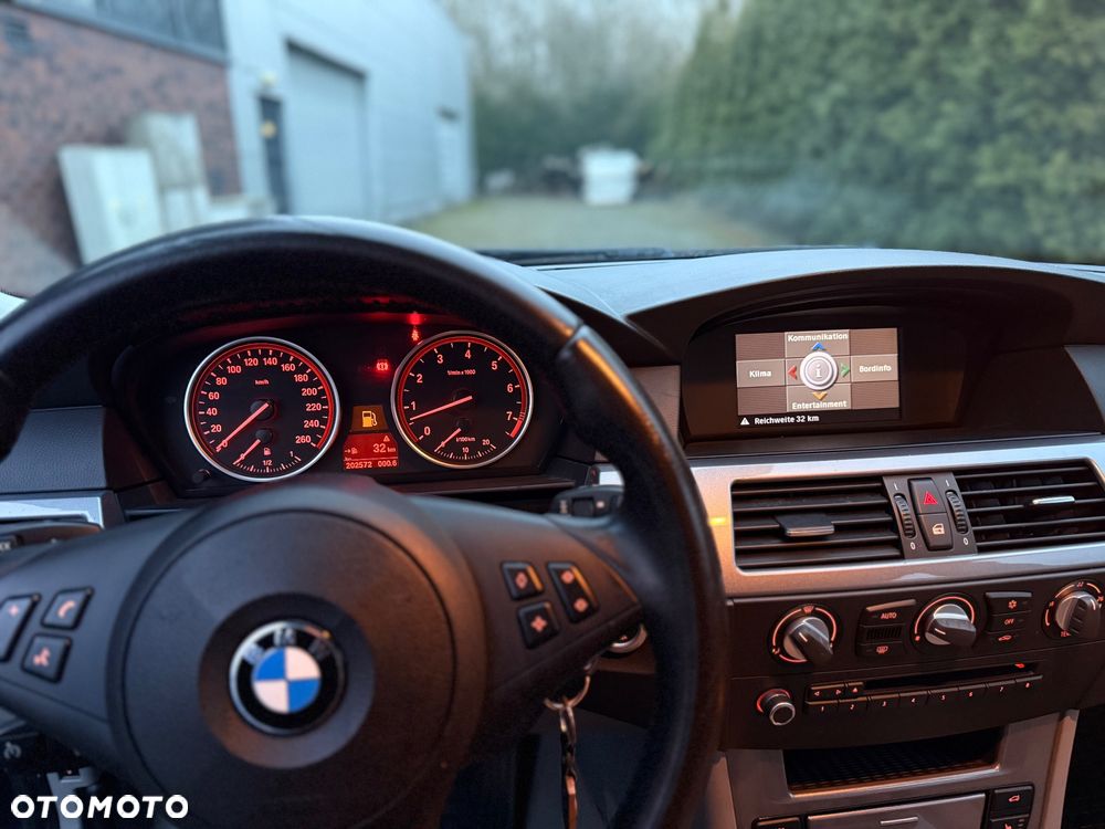 BMW Seria 5 530i xDrive Edition Sport - 10