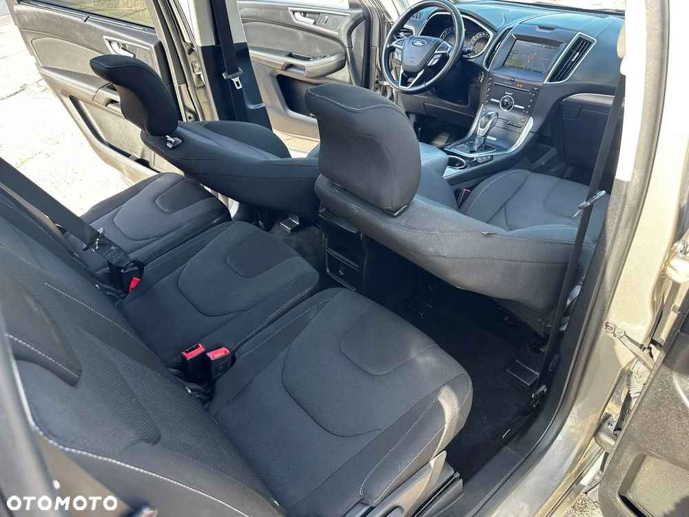 Ford S-Max 2.0 TDCi Titanium PowerShift - 19