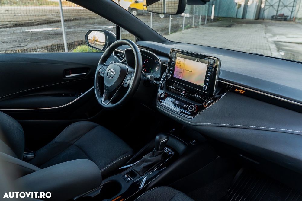 Toyota Corolla 1.8 HSD Exclusive - 10