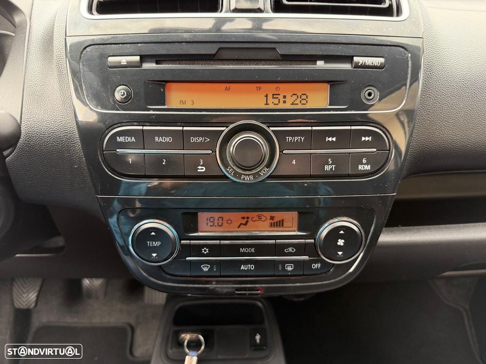 Mitsubishi Space Star 1.2 Intense - 23