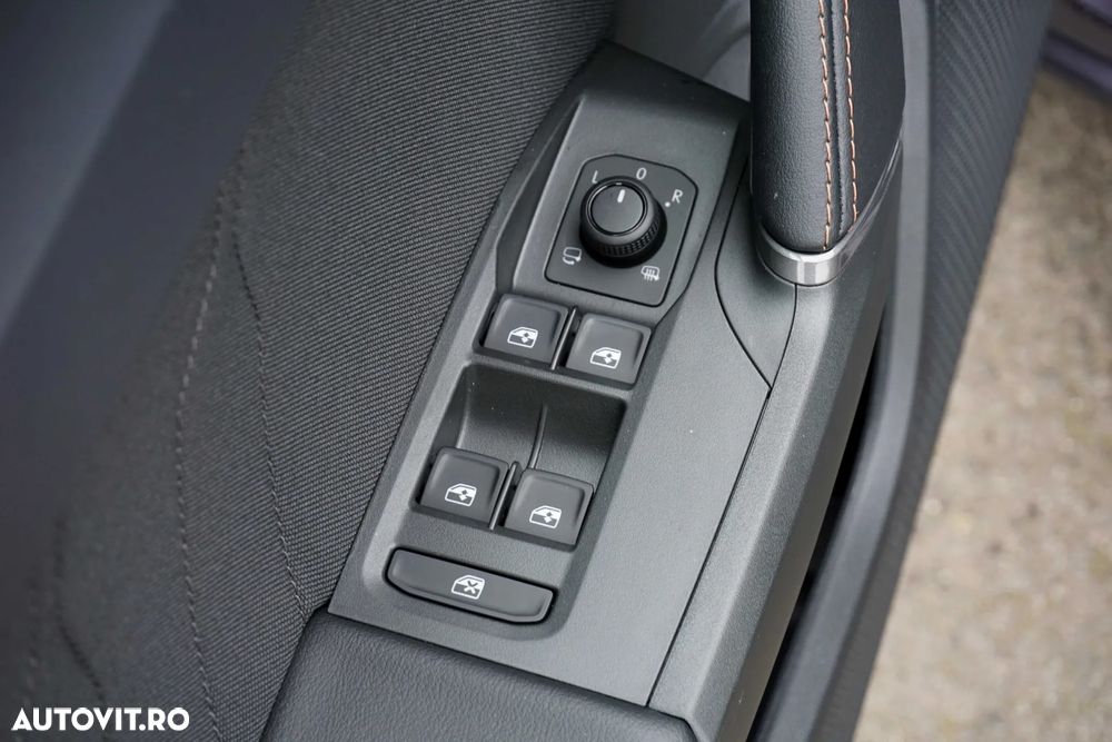 Cupra Leon 1.5 eTSI DSG MHEV - 11