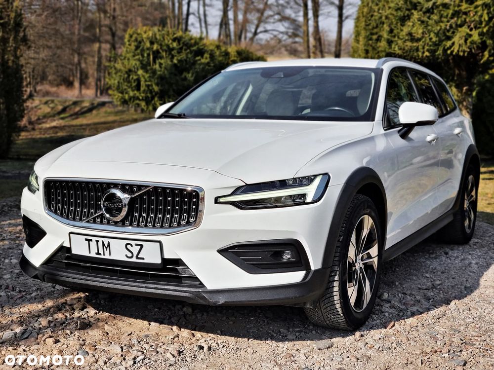 Volvo V60 Cross Country B4 D AWD Geartronic Pro - 4