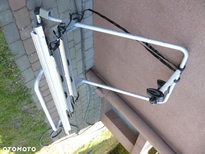 Bagażnik rowerowy na tylną klape na 3 rowery Thule Back Pack alu kluc - 2