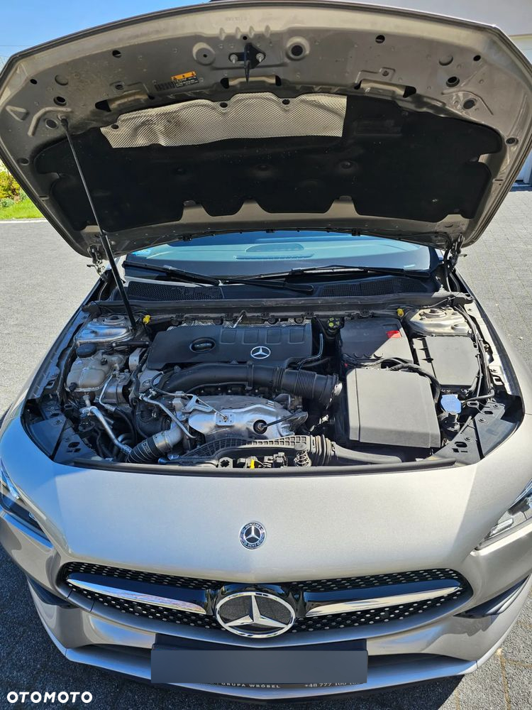 Mercedes-Benz CLA 220 4-Matic AMG Line 7G-DCT - 17