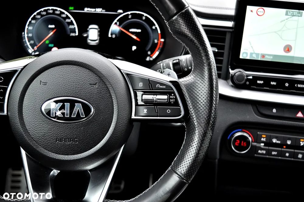 Kia Ceed 1.6 CRDi DCT GT Line - 27
