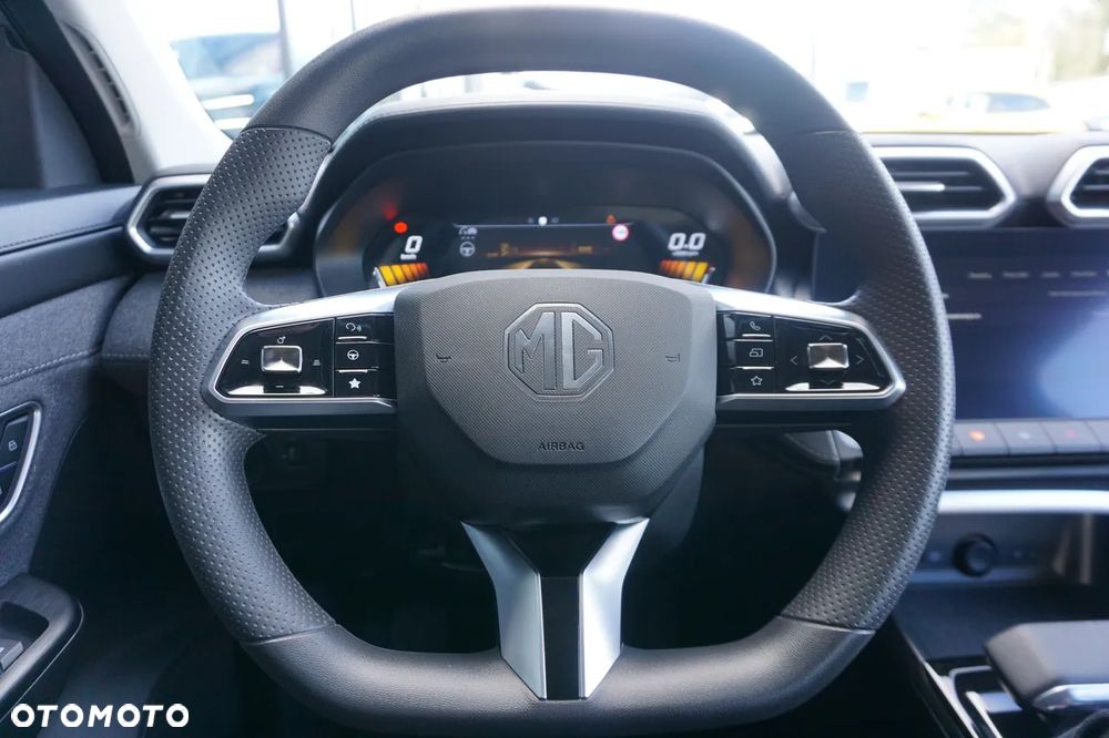 MG ZS 2025