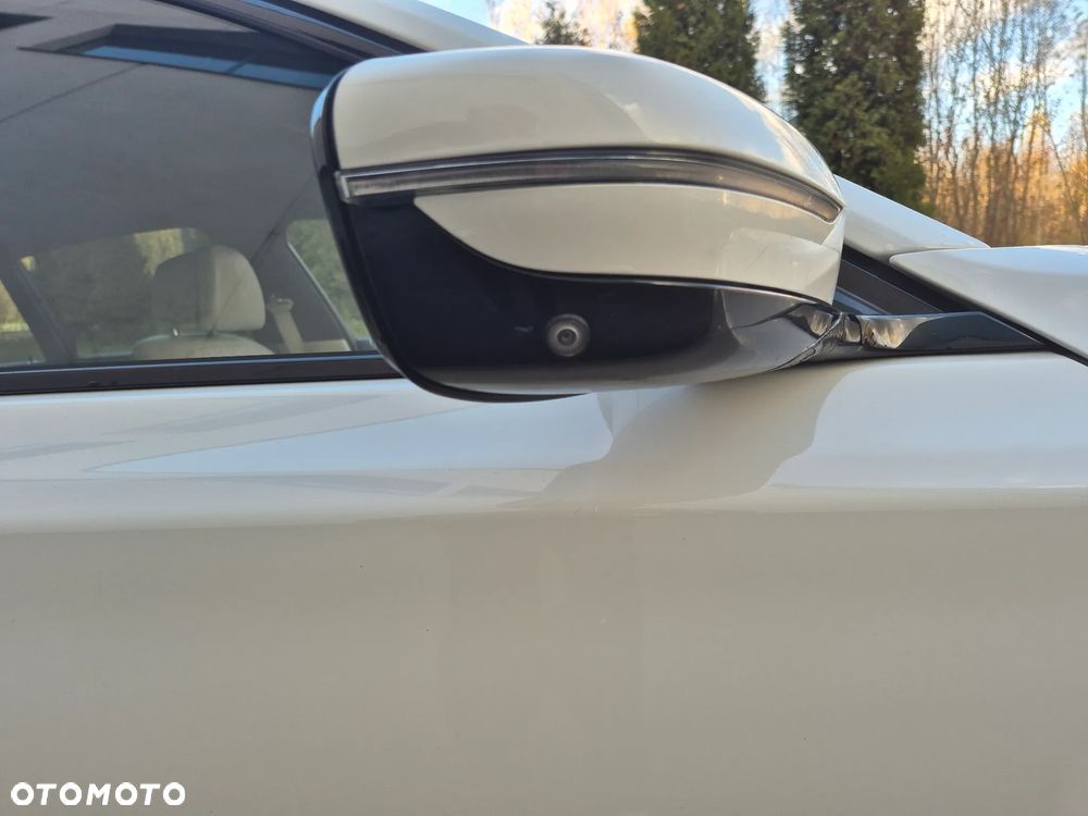 BMW Seria 7 740d xDrive - 11