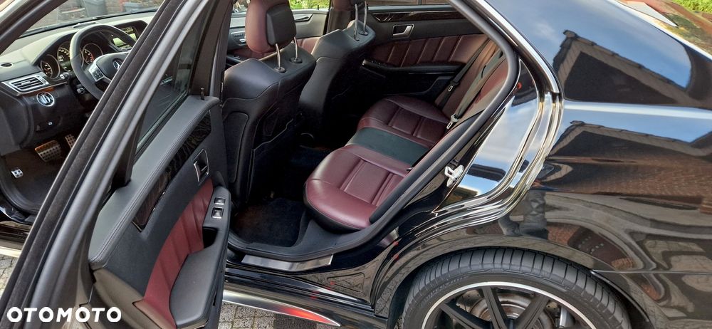 Mercedes-Benz Klasa E 63 AMG - 12