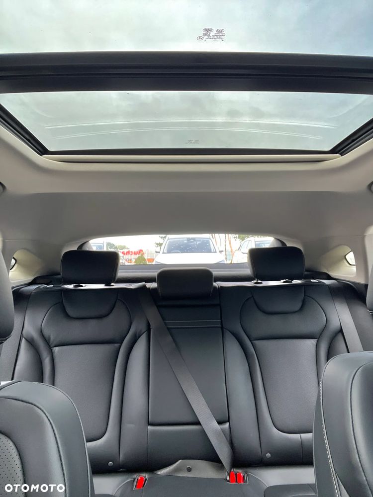 Bestune B70 2.0T Elegance - 16