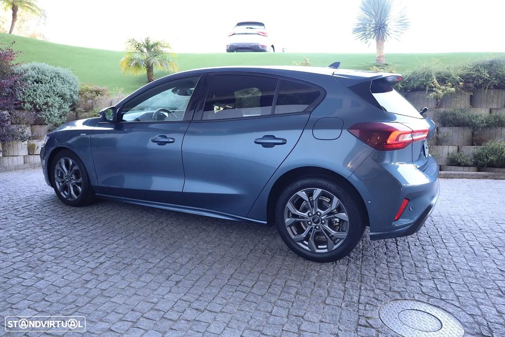 Ford Focus 1.0 EcoBoost MHEV ST-Line - 10