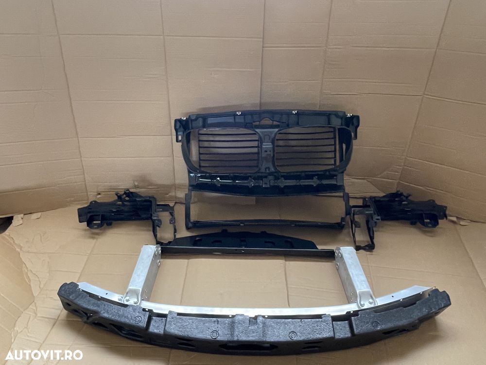 Trager tragar BMW SERIA 5 GT F07 F06 armatura far deflector - 1