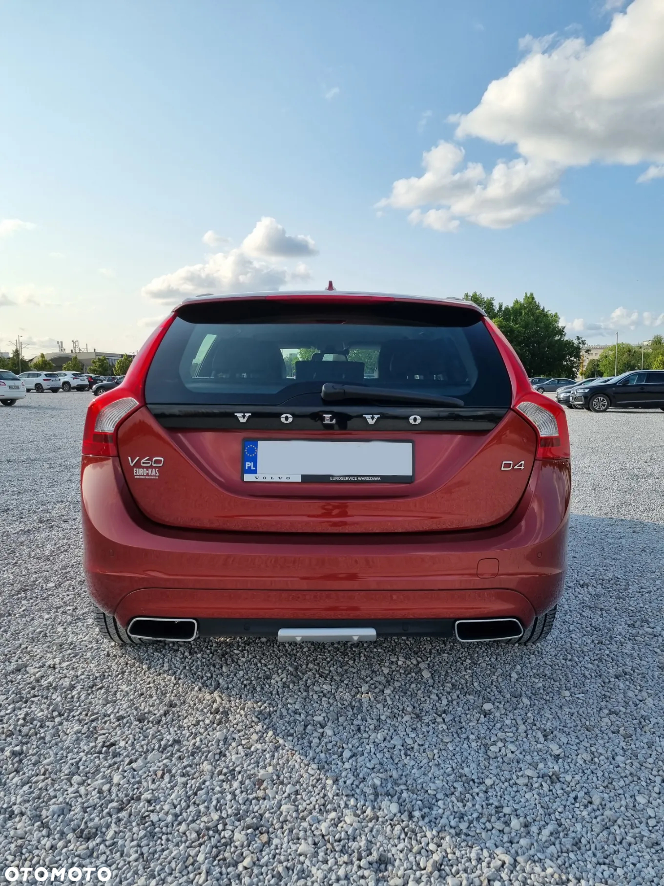 Volvo V60 D4 Drive-E Momentum - 13