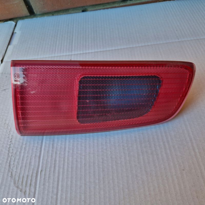LAMPA TYŁ TYLNA PRAWA W KLAPĘ MAZDA II 2 DY 3M71-13547-AF - 3