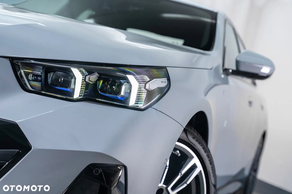 BMW Seria 5 - 11