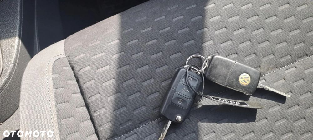 Volkswagen Touran 2.0 TDI DPF Life - 16