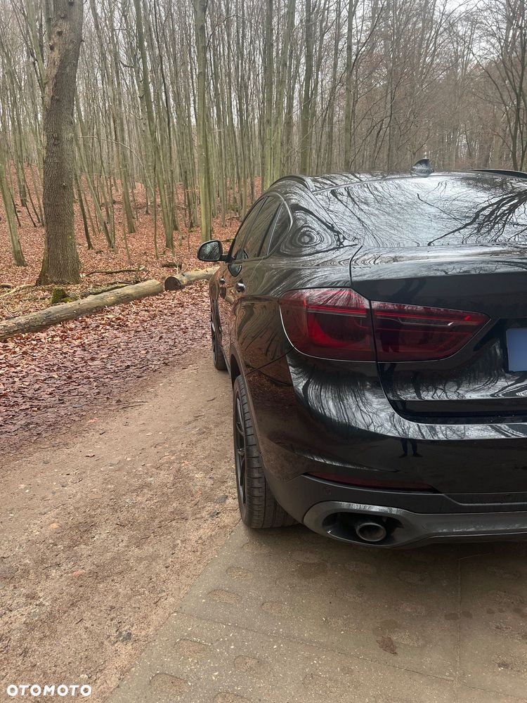 BMW X6 xDrive30d - 17