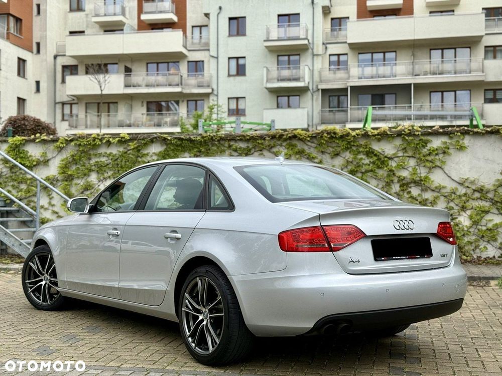 Audi A4 Limousine - 2