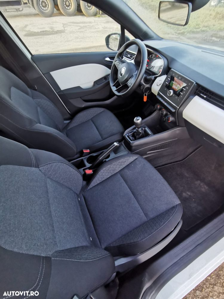 Renault Clio BLUE dCi 85 EXPERIENCE - 8