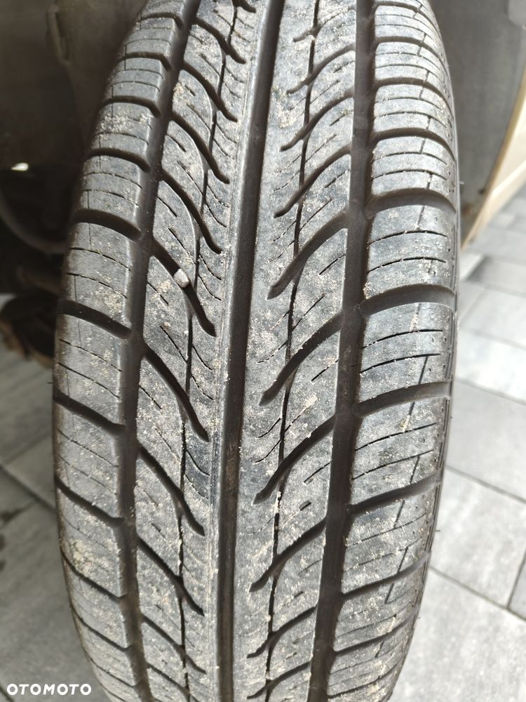 Daewoo Kalos - 8