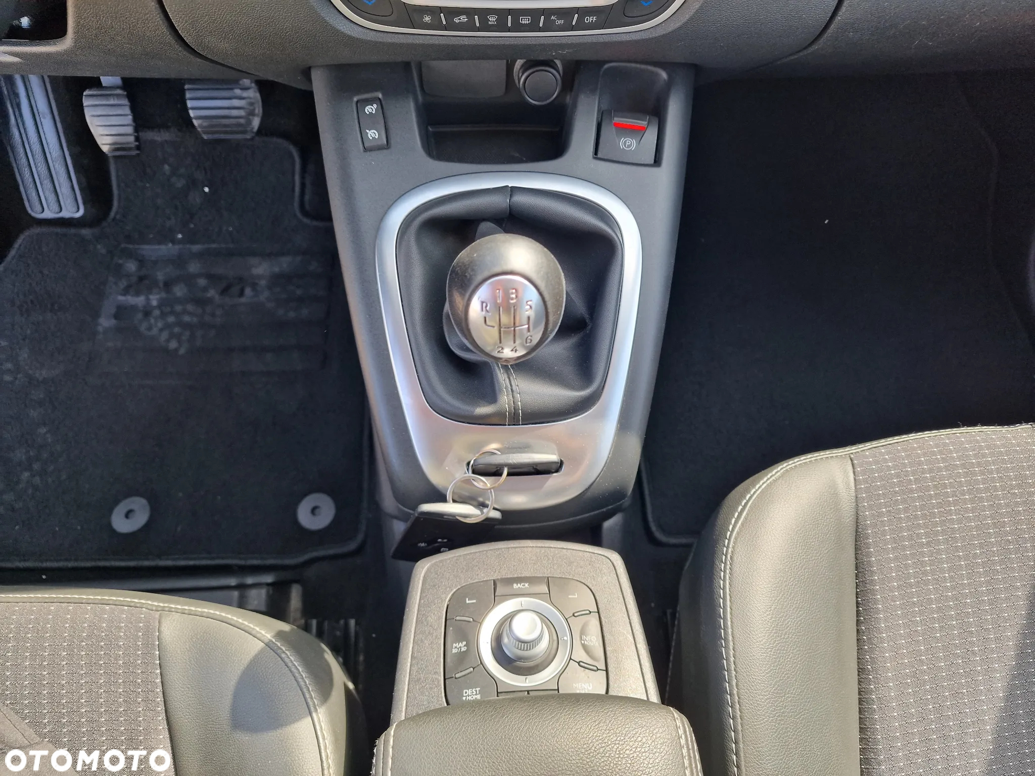 Renault Grand Scenic ENERGY dCi 110 S&S Bose Edition - 22