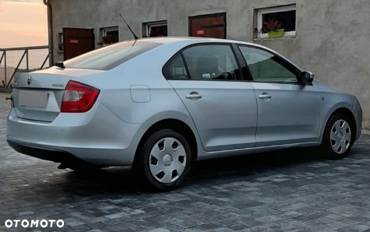 Skoda RAPID 1.2 TSI Active - 14