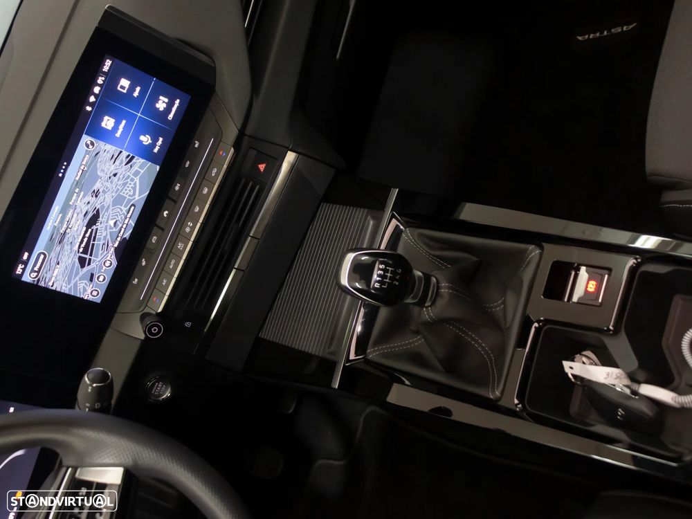 Opel Astra Sports Tourer 1.2 T GS - 28