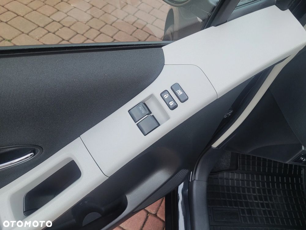 Toyota Yaris 1.33 VVT-i Trend - 14