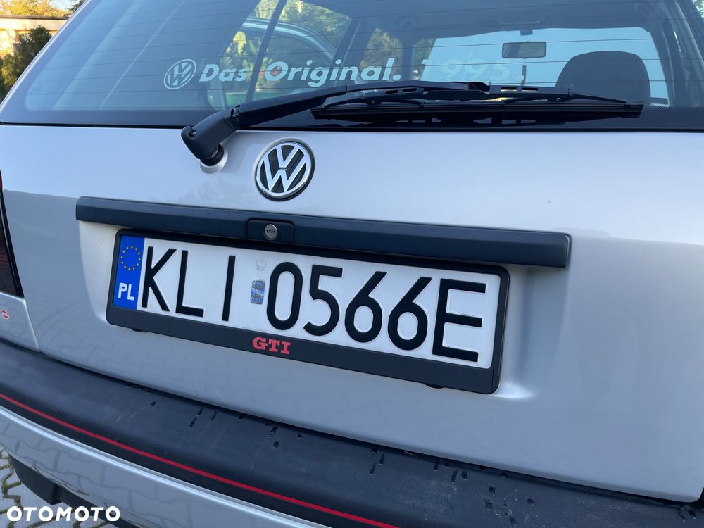Volkswagen Golf - 23