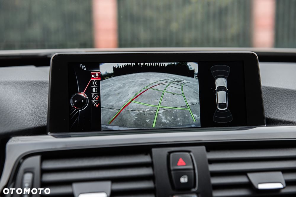 BMW 3GT 320d xDrive Sport Line - 24