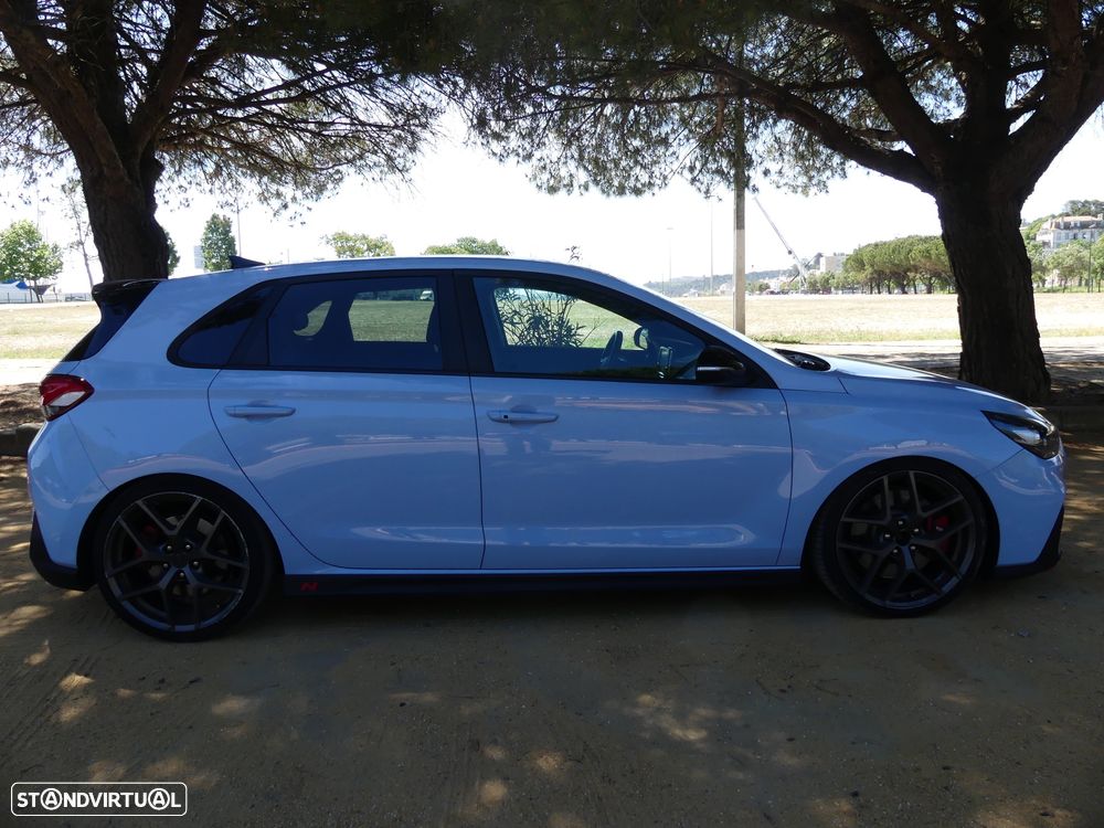 Hyundai i30 N 2.0 T-GDi Performance Pack - 8