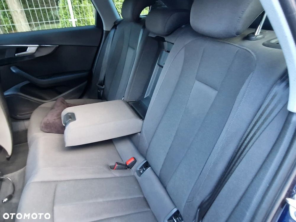 Audi A4 Avant - 23