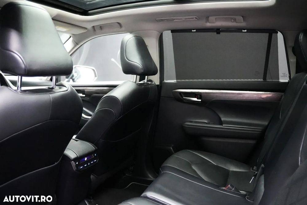 Toyota Highlander 2.5 L Dynamic Force 248CP Luxury Pearly - 8