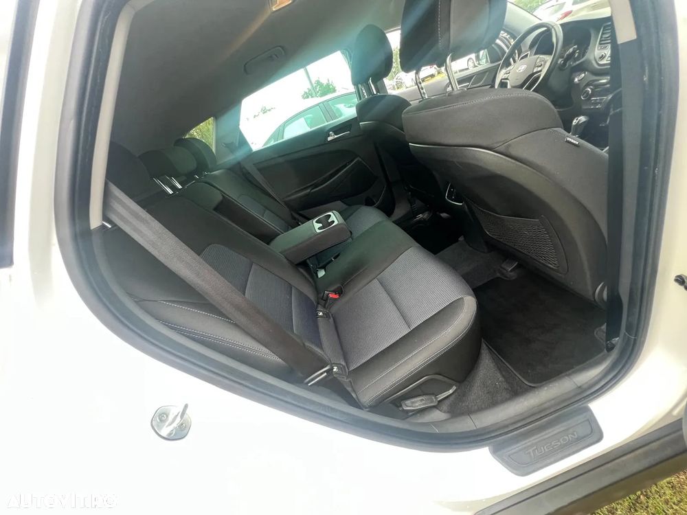 Hyundai Tucson - 16