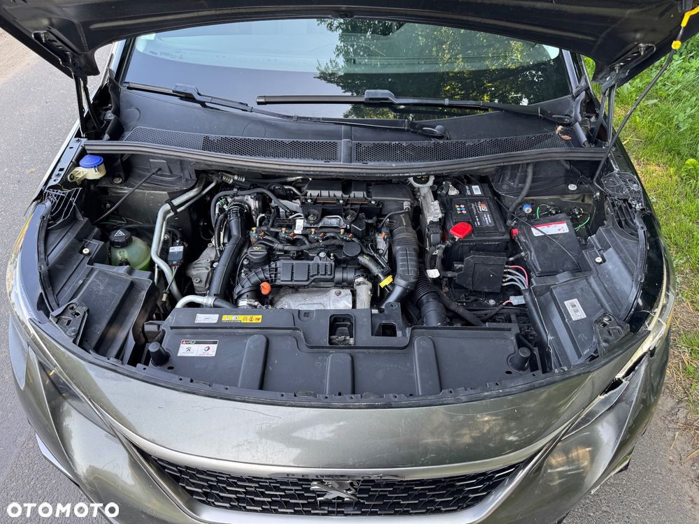 Peugeot 3008 BlueHDi 130 Stop & Start EAT8 Allure - 10