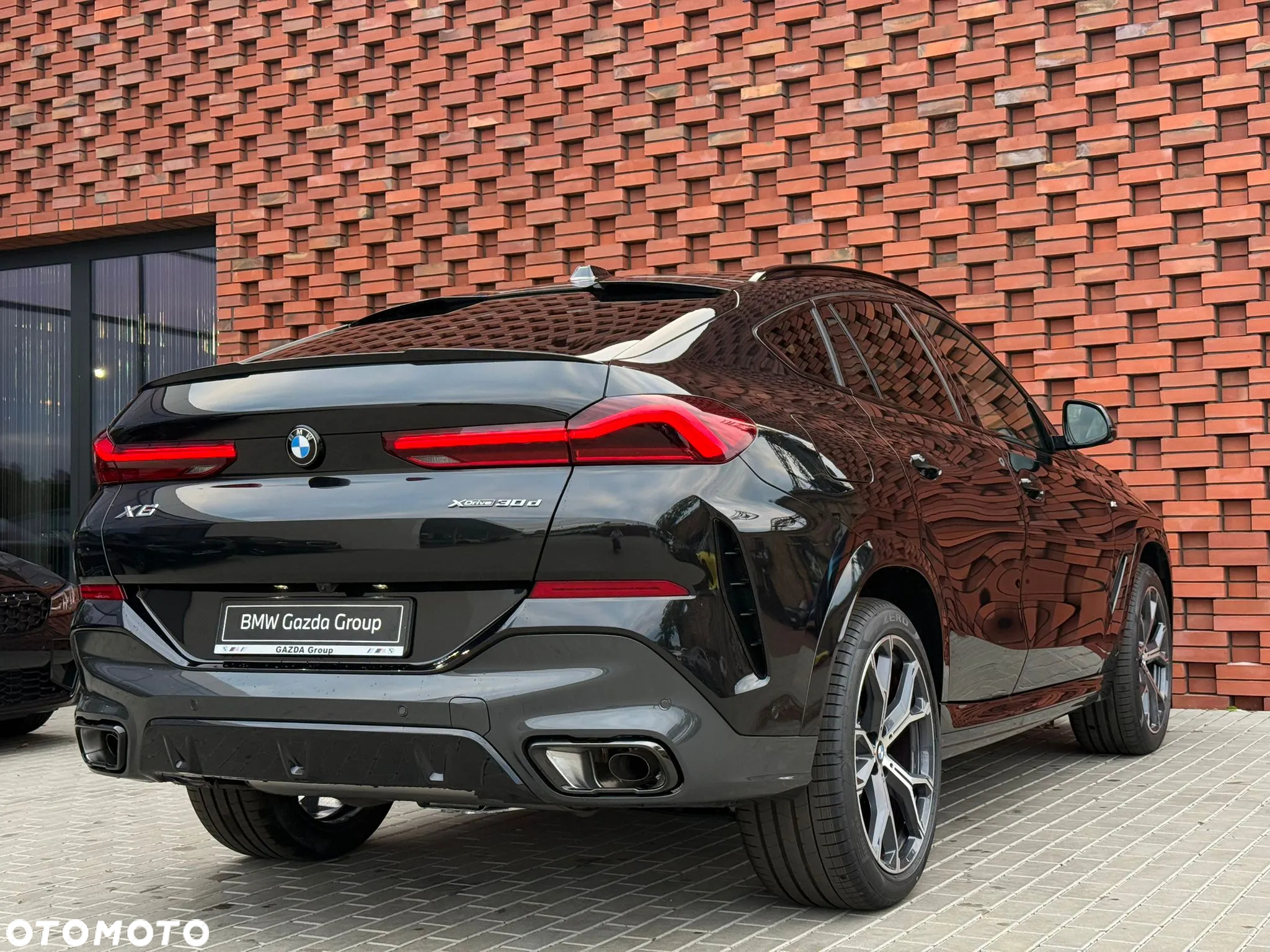BMW X6 xDrive30d mHEV - 13