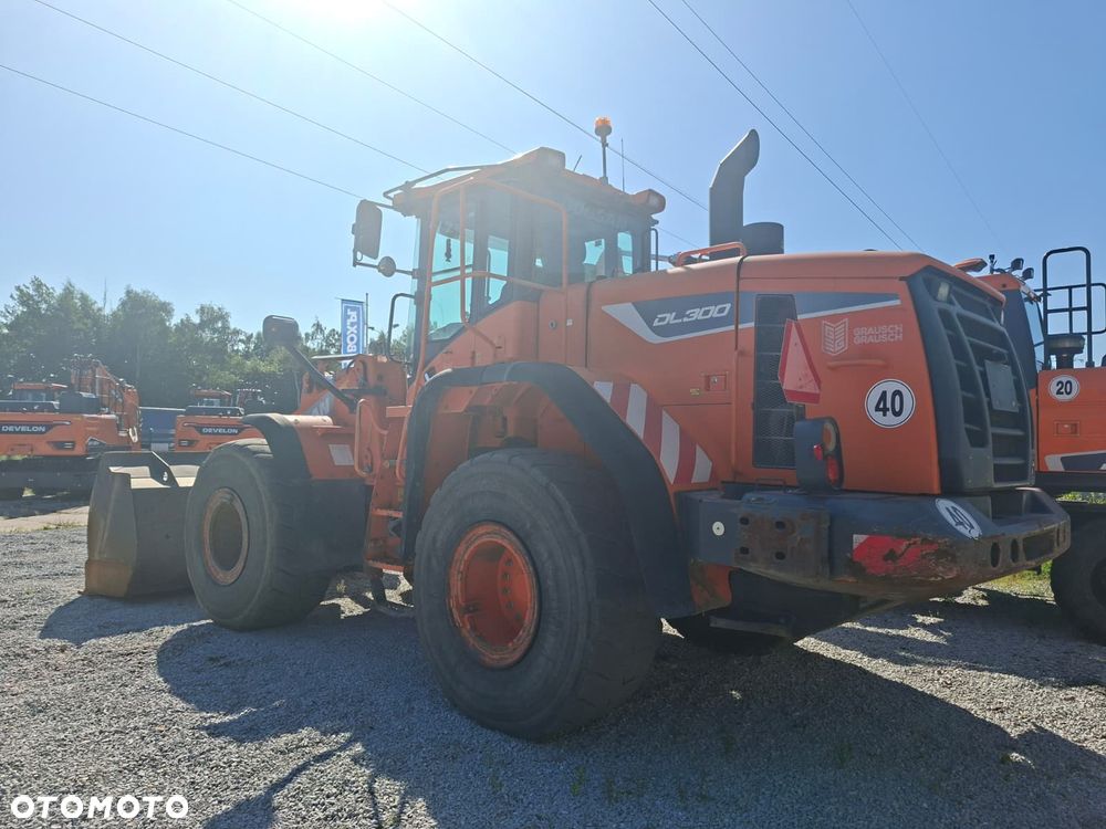 Doosan DL300-5 - 11