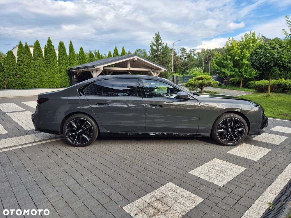BMW Seria 7 740d xDrive - 9