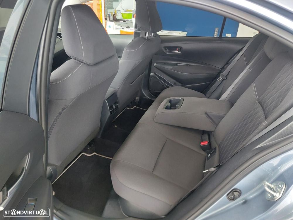 Toyota Corolla SD 1.8 Hybrid Exclusive - 16