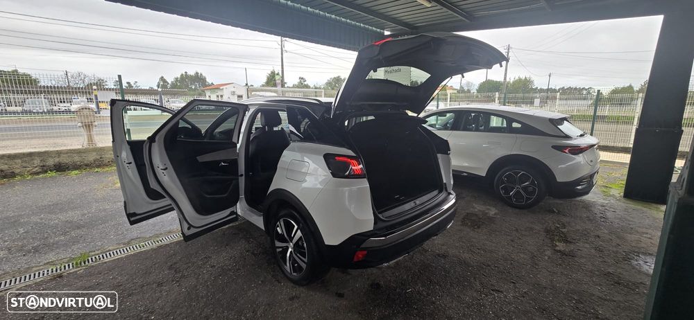 Peugeot 3008 1.6 Hybrid GT e-EAT8 - 36