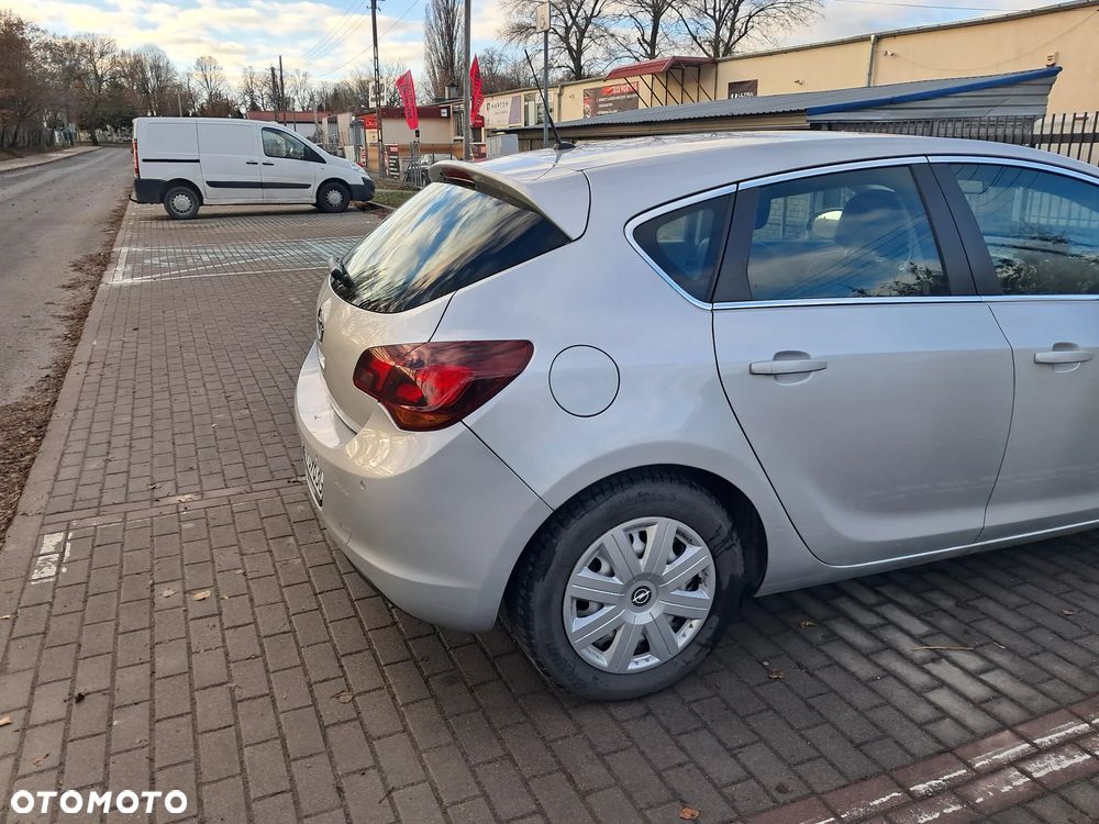 Opel Astra 1.6 Easytronic - 3