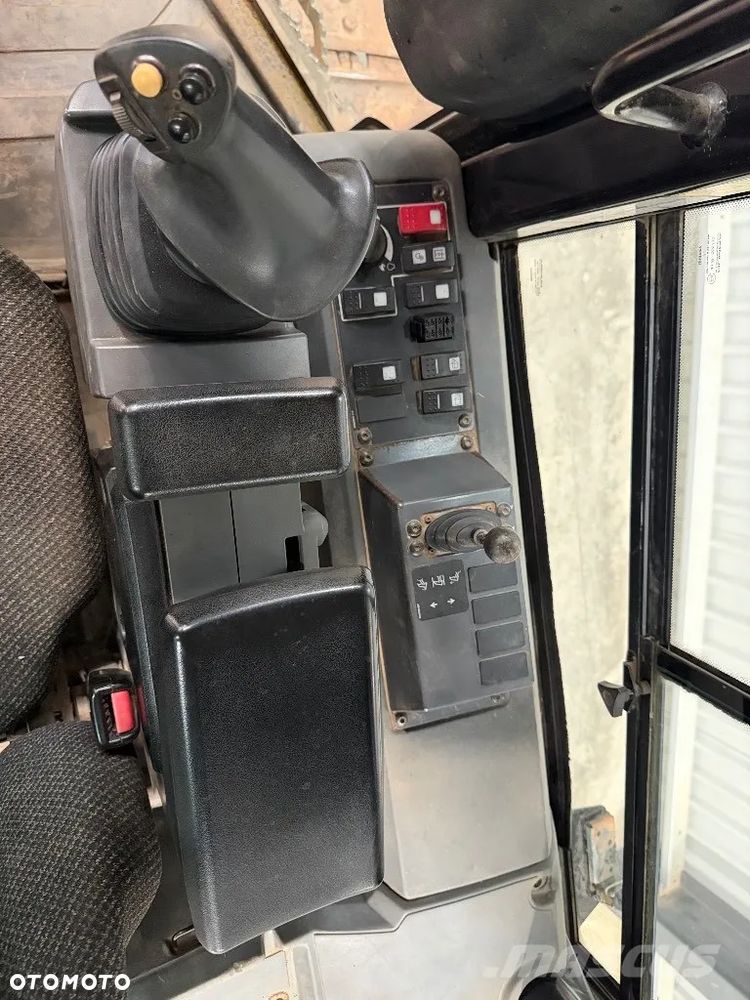 Caterpillar D5K LGP - 7