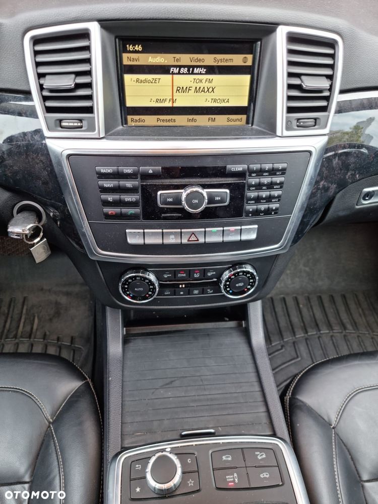 Mercedes-Benz ML 350 BlueTEC 4MATIC 7G-TRONIC - 17